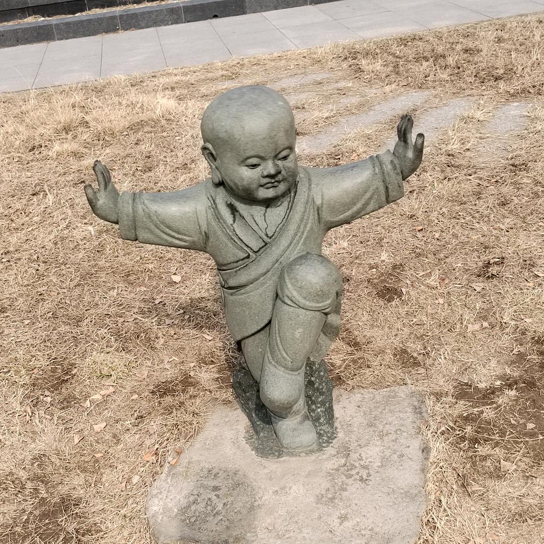 凡人一个