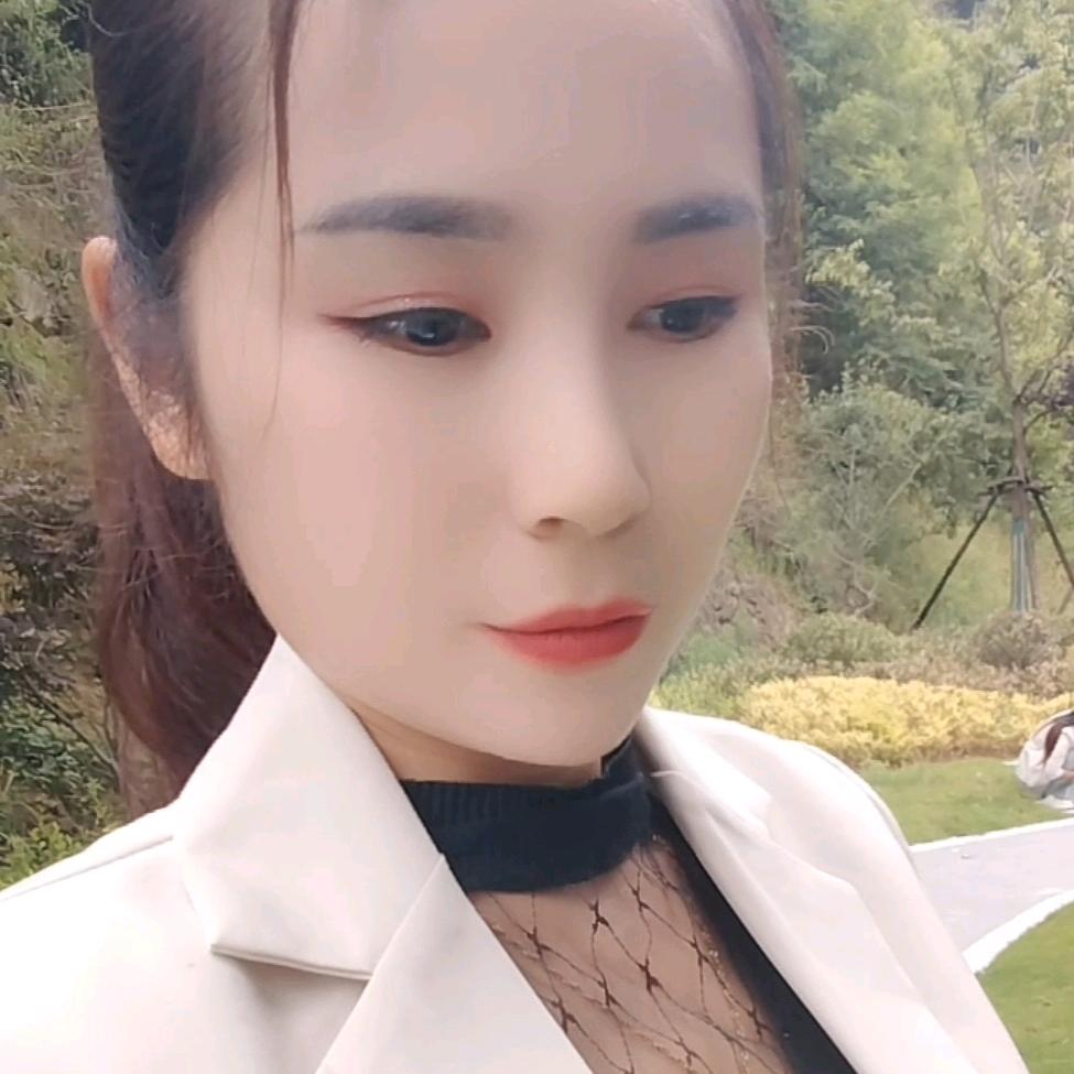 娜娜