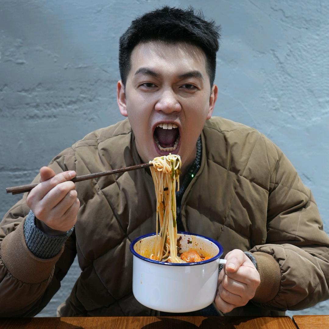 老谭来咯