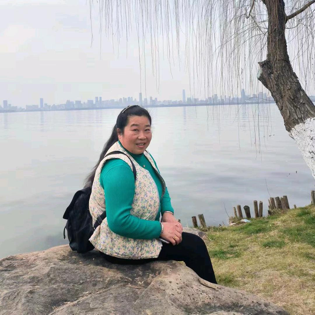 吴姐110下午1点4O开播，欢迎友友们