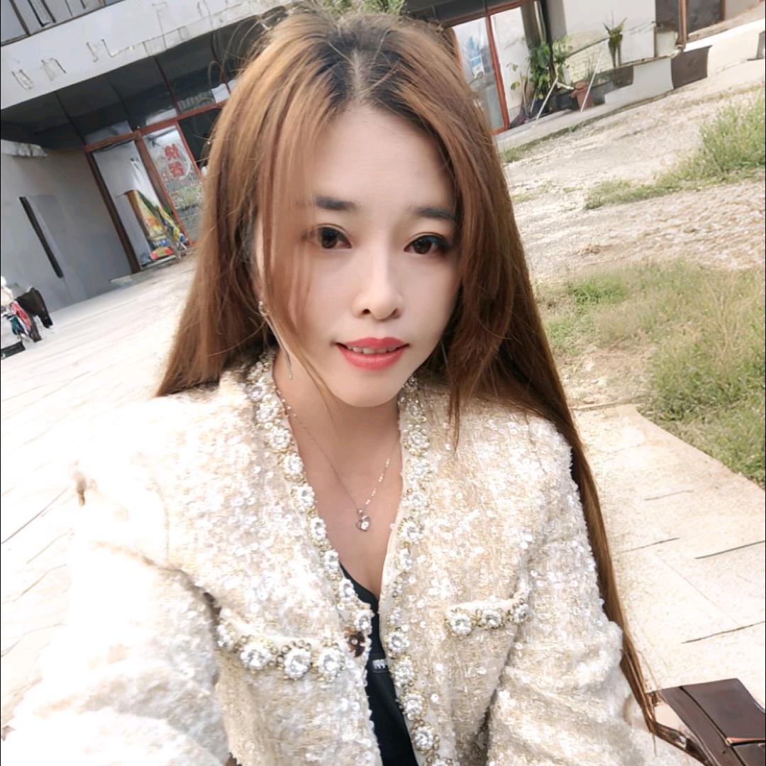 琼中黎族姑娘（小朱）