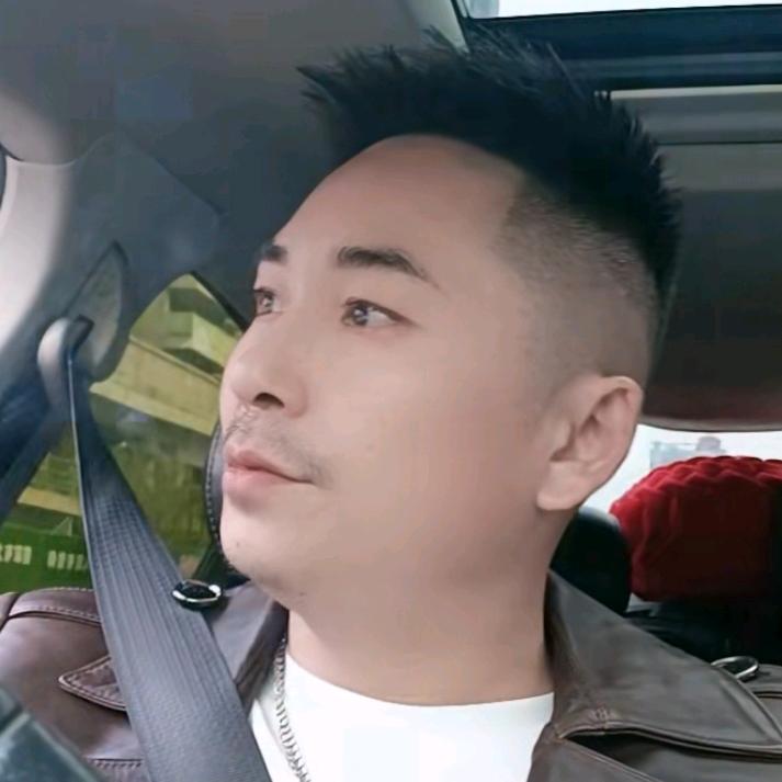 1⃣️号男嘉宾喜宝刘铁皮💫专业设计制作