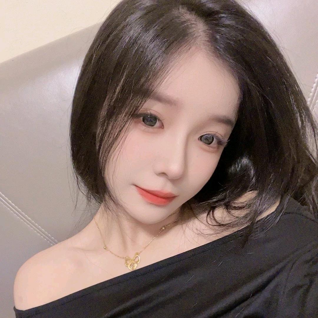 今夏怀里的猫666