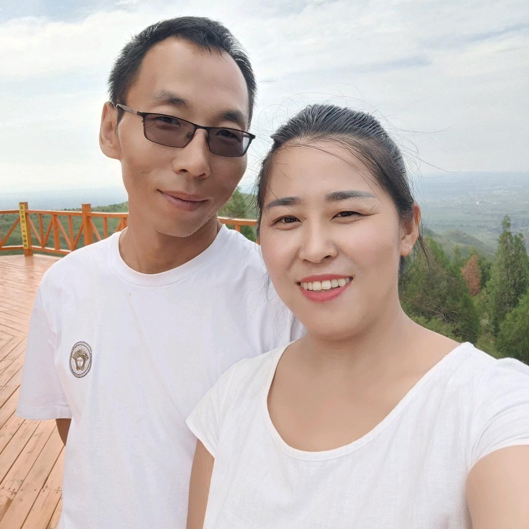 智永夫妻种樱桃