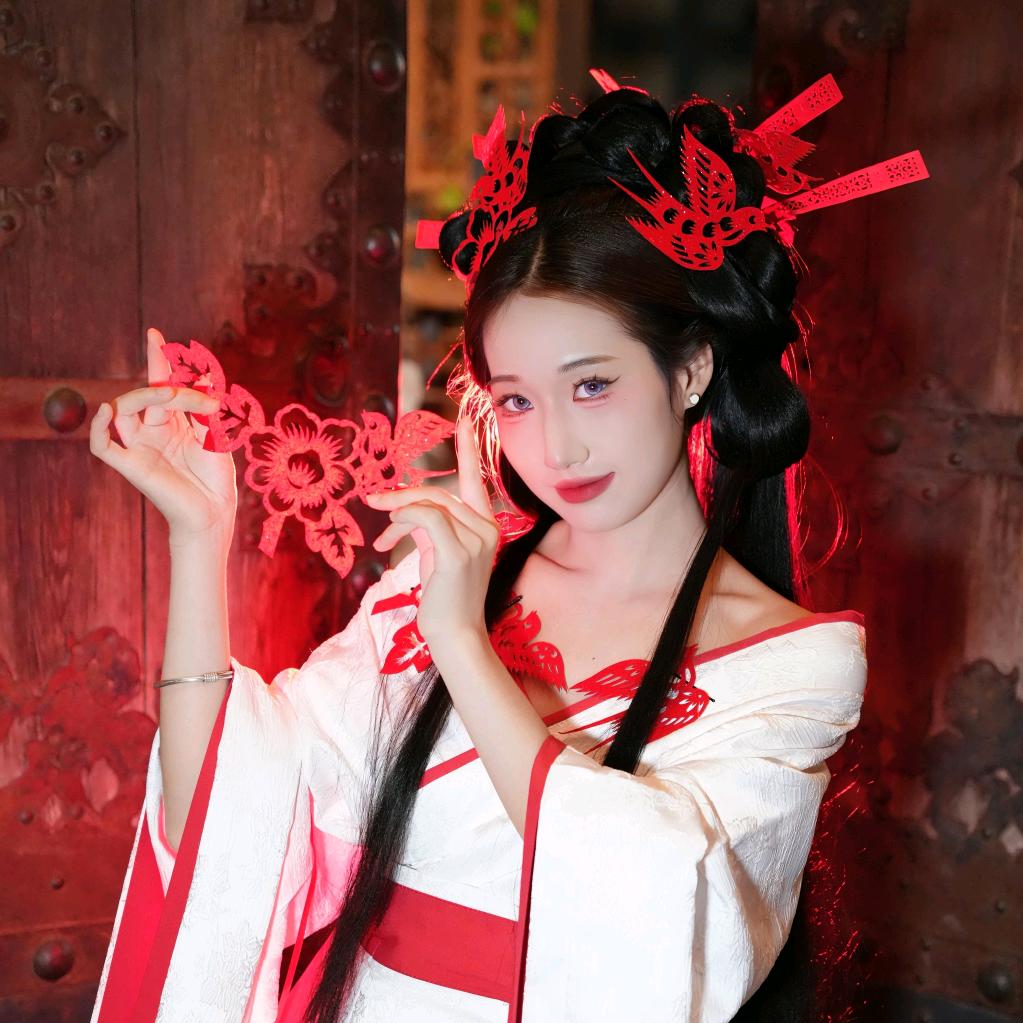 柳州化妆师  里里🐷