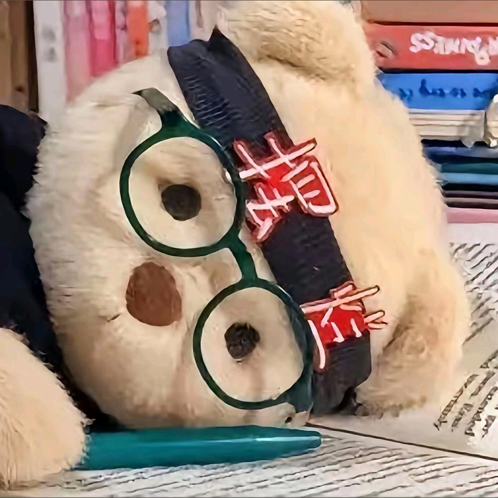 ᥫᩣ吃饱睡不饱>_<