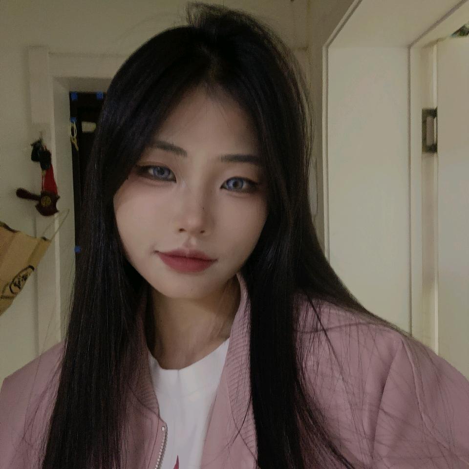 曾曾Zeng.