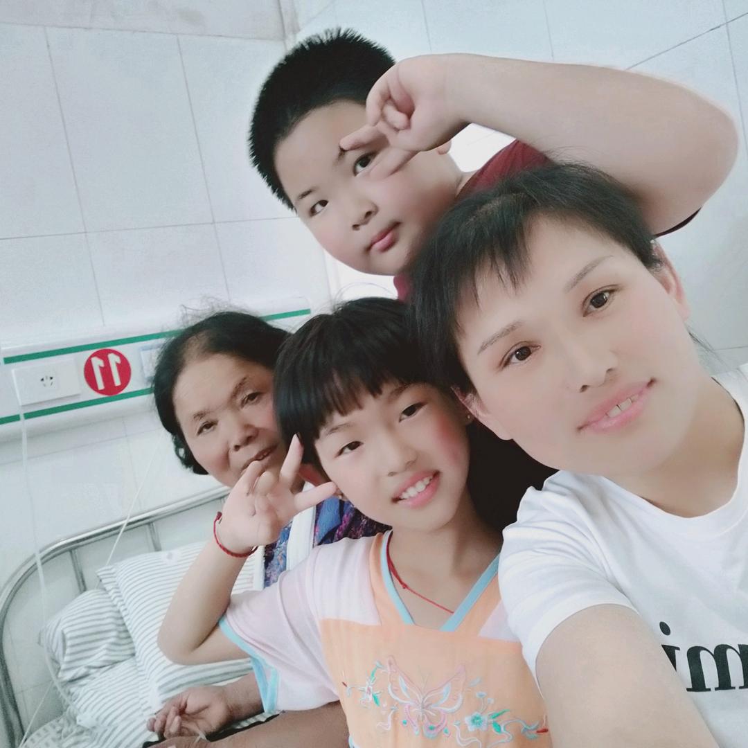 幸福一家人王霞