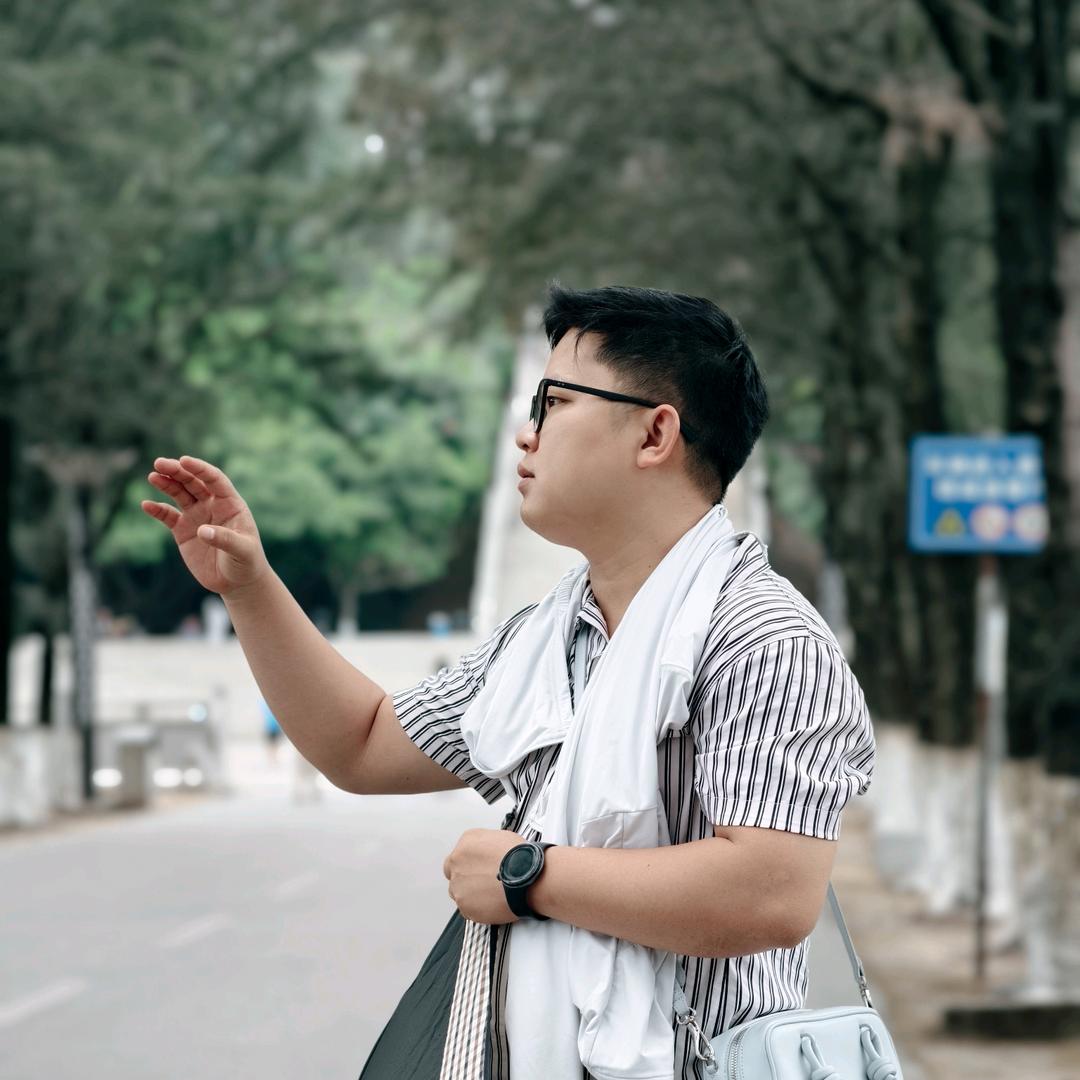 专业手机博主老许