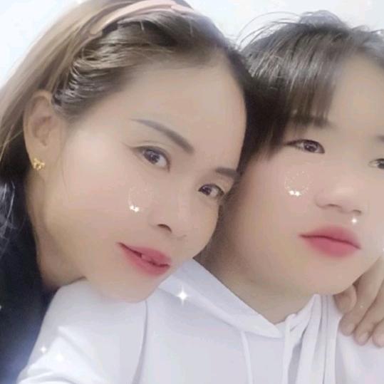 黄家幺妹（拒绝私聊）