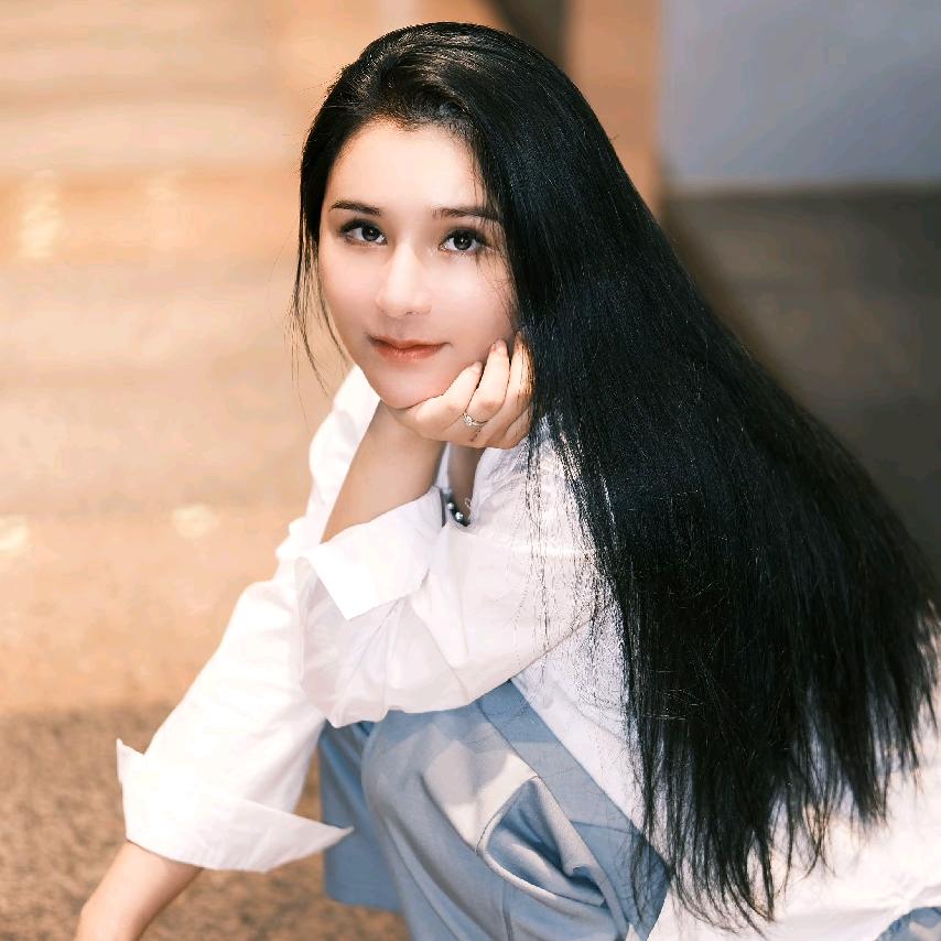 摆摊小姐姐💕（美成）