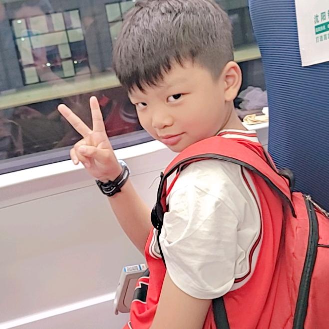 🌸曦凡👨‍👩‍👧‍👦