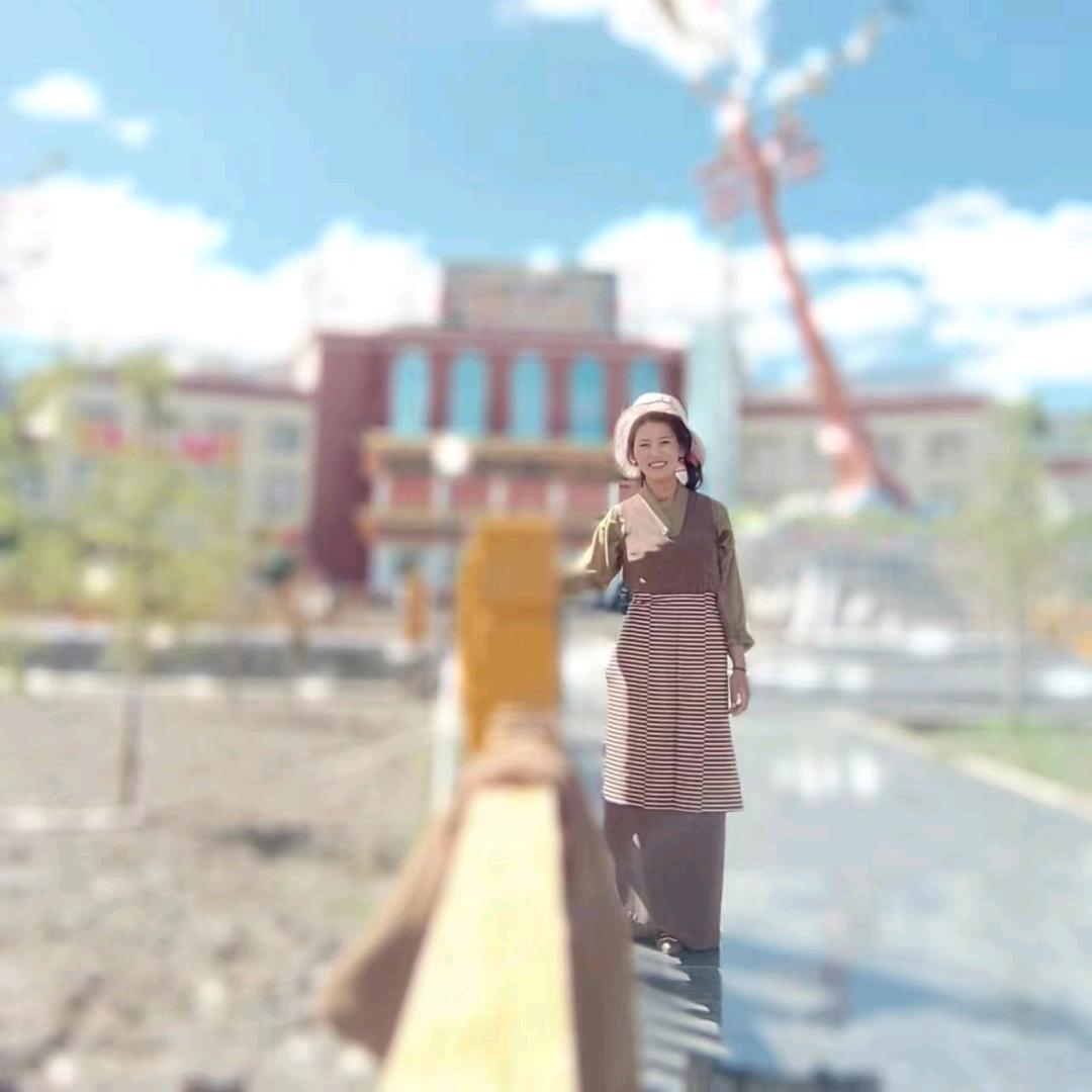 大山走出的女孩！！