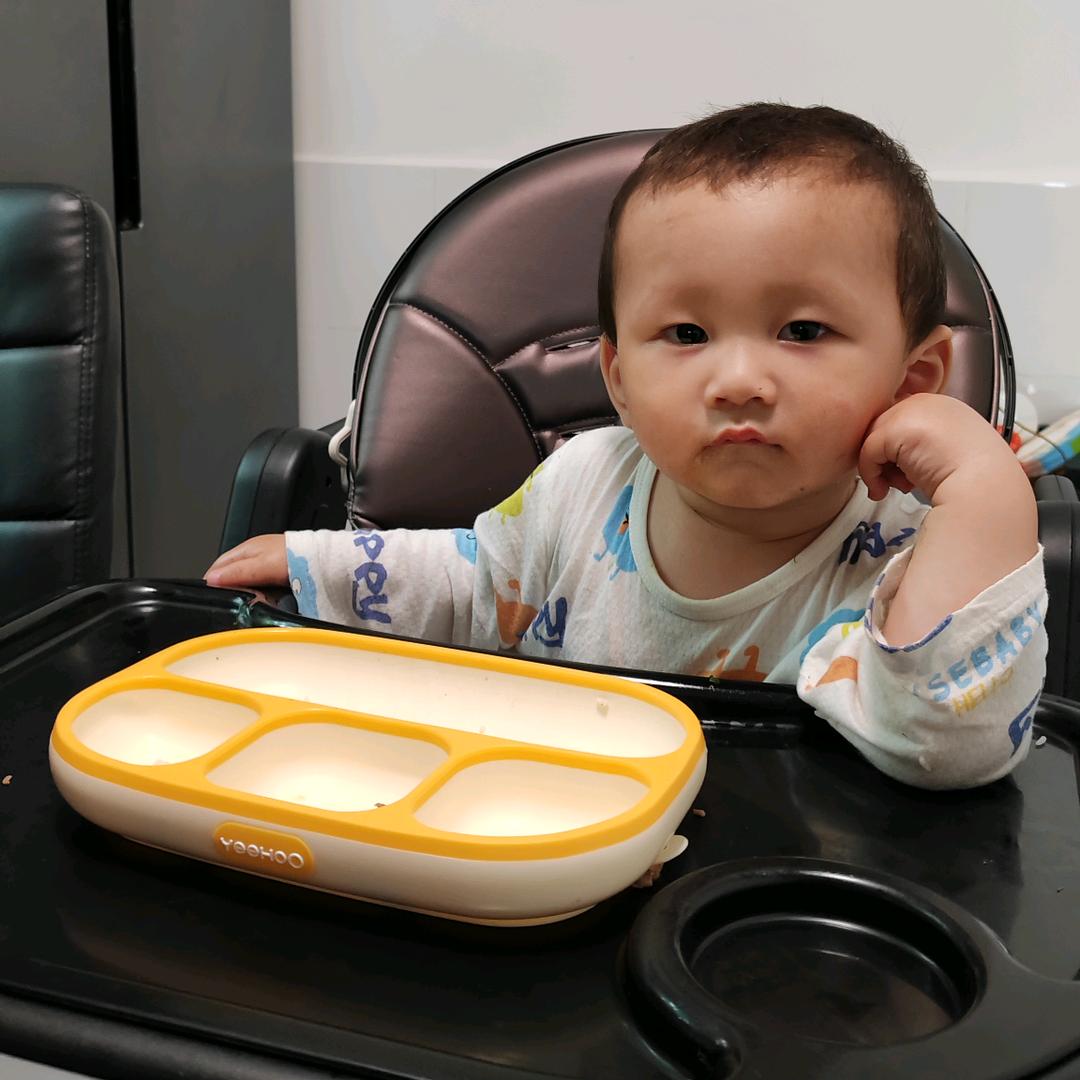 阿阳爱吃鱼