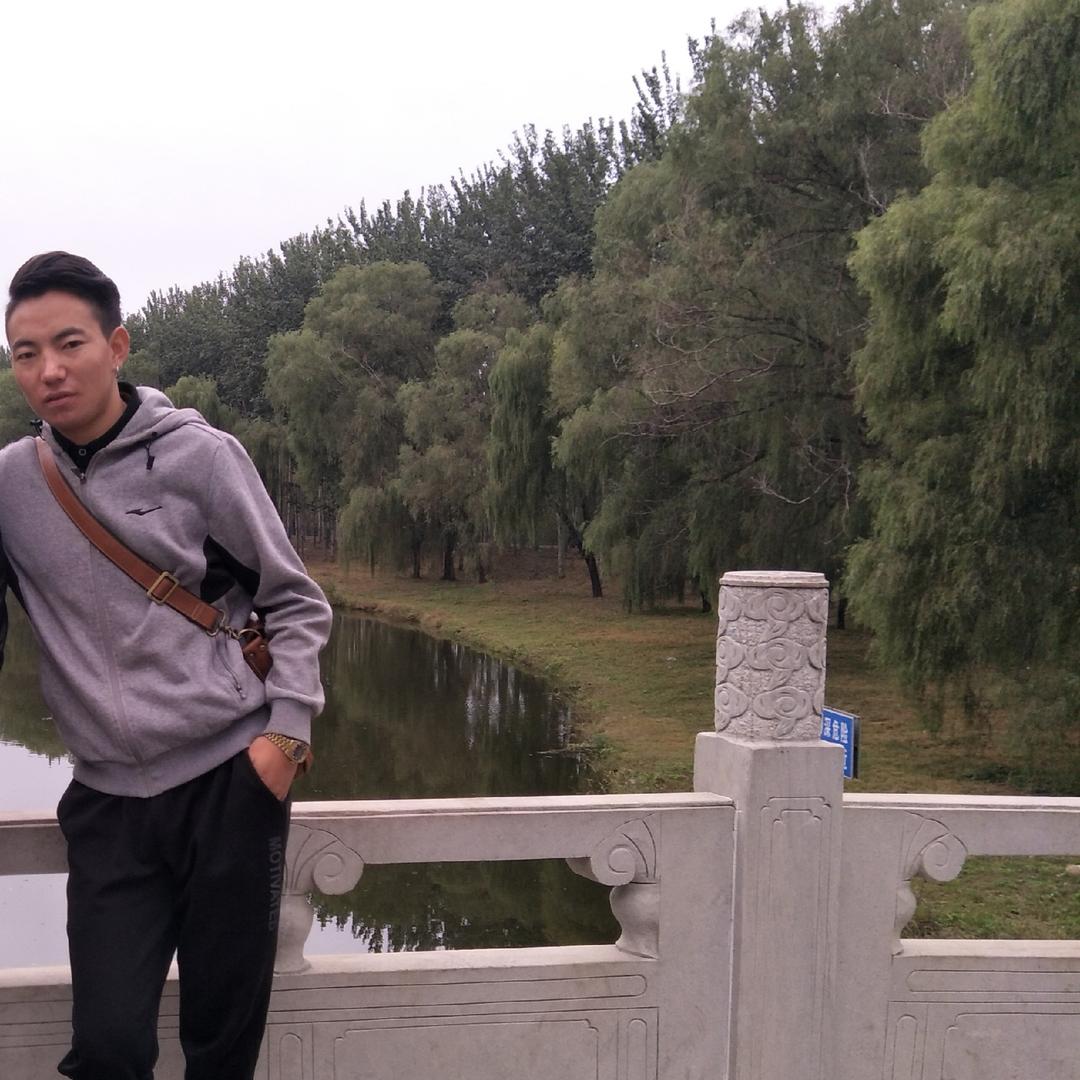 藏族曲丁（在重庆）