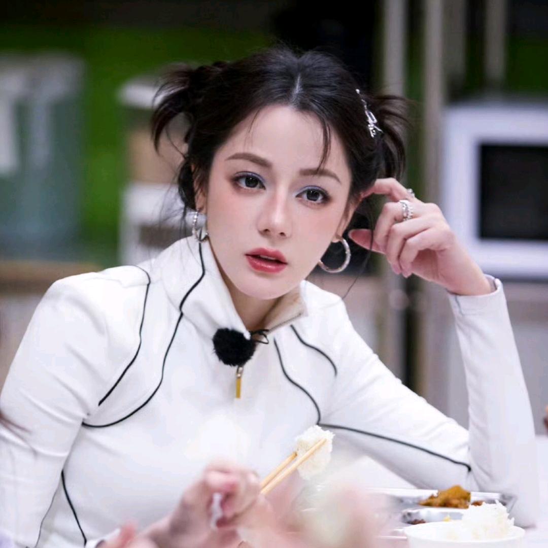 小v巴巴（见过热巴版）