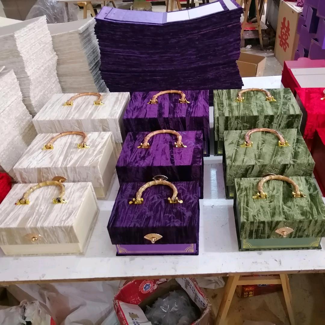 东阳市潇湘情礼盒厂