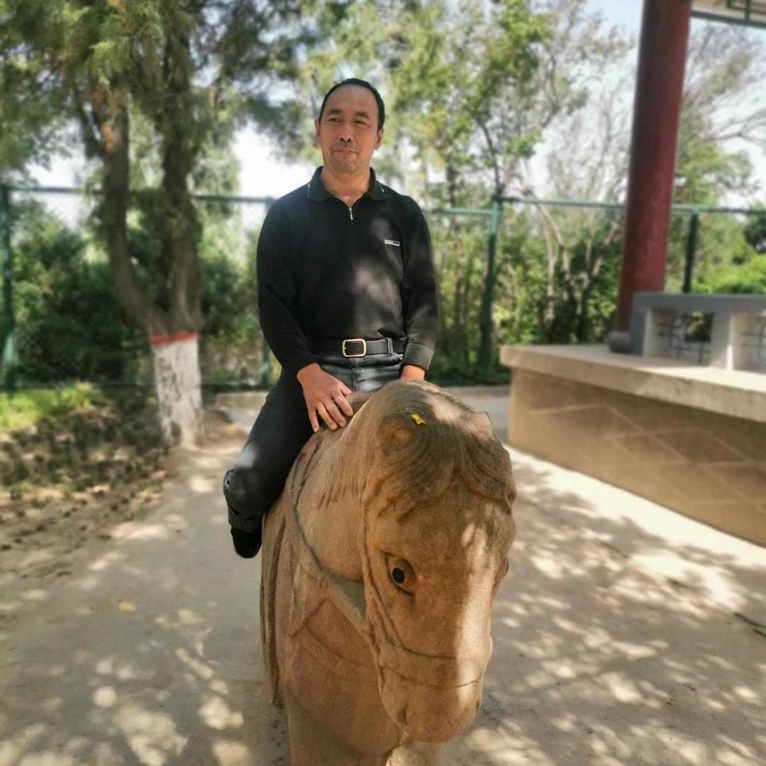 岳建丽