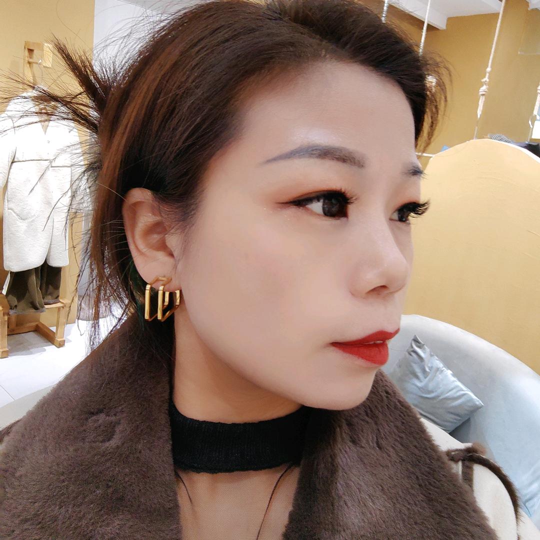 汽车小镇～姣姣