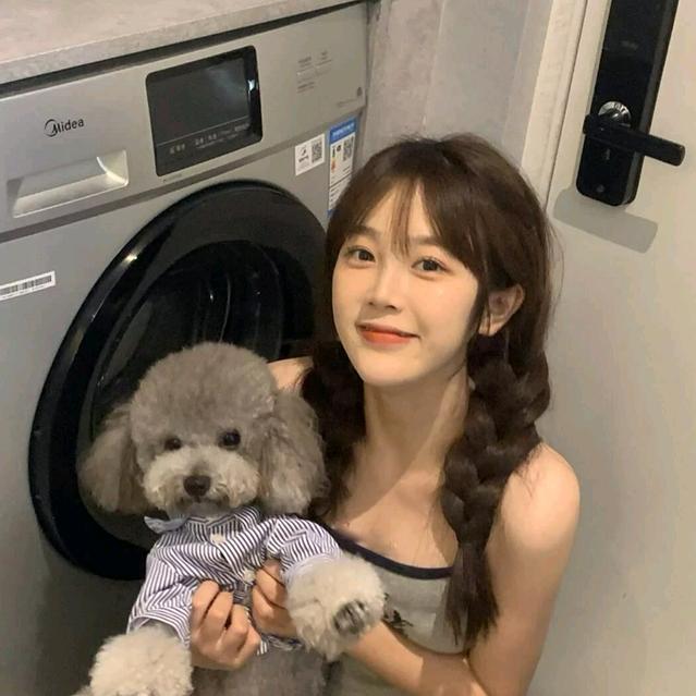 @丫丫～(0粉开播)