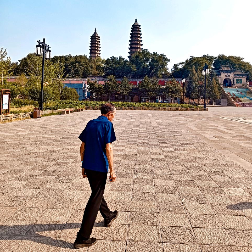 👉陪老爸抗癌中👈（女儿小王）