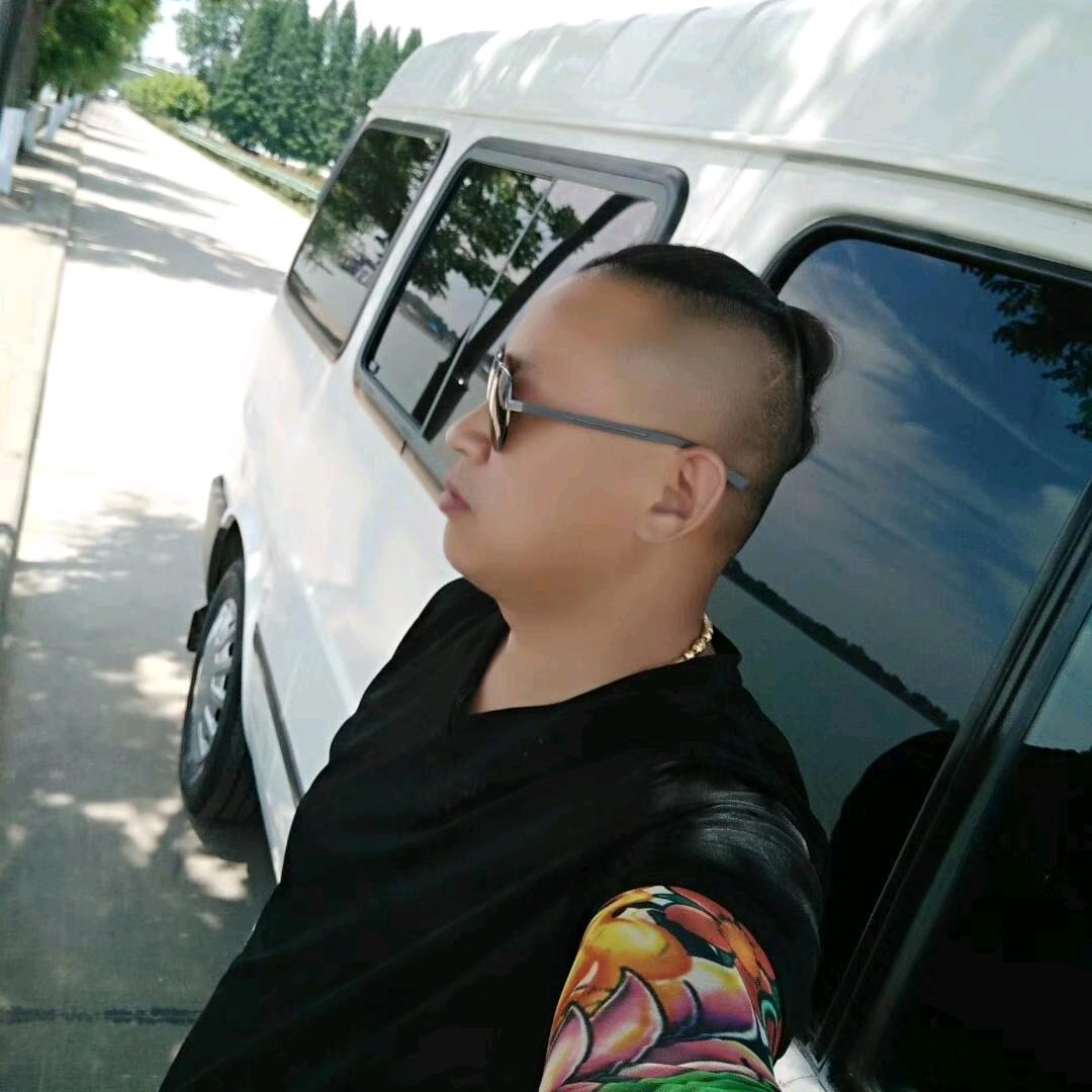 平凡的农民，老狼乐队！