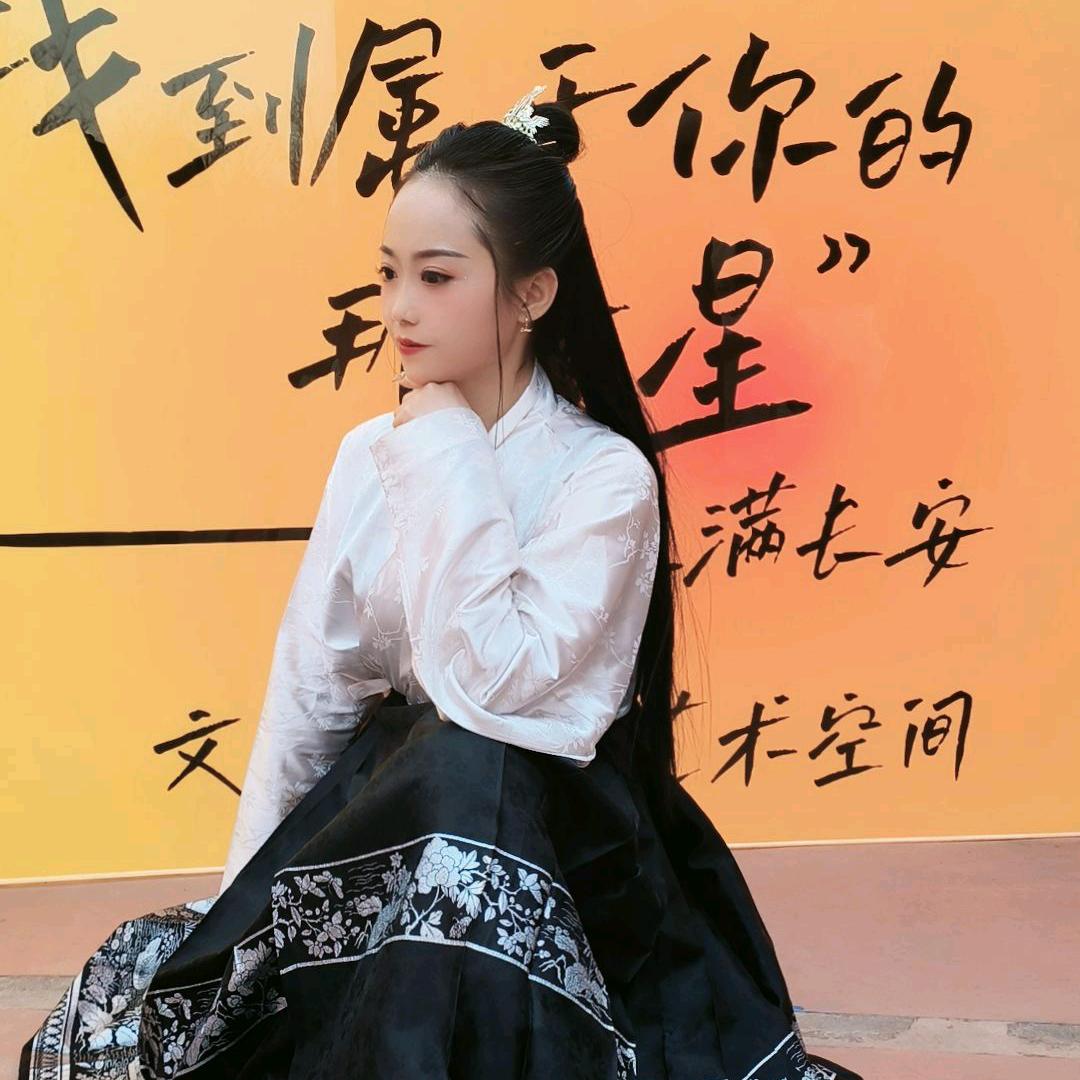 桥桥服饰臻选