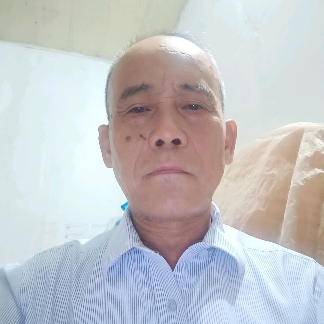 老钱早上起床没事来抖一抖