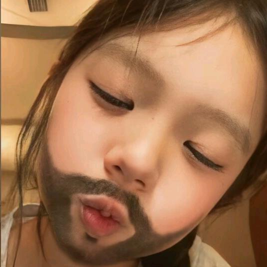 小小葵.
