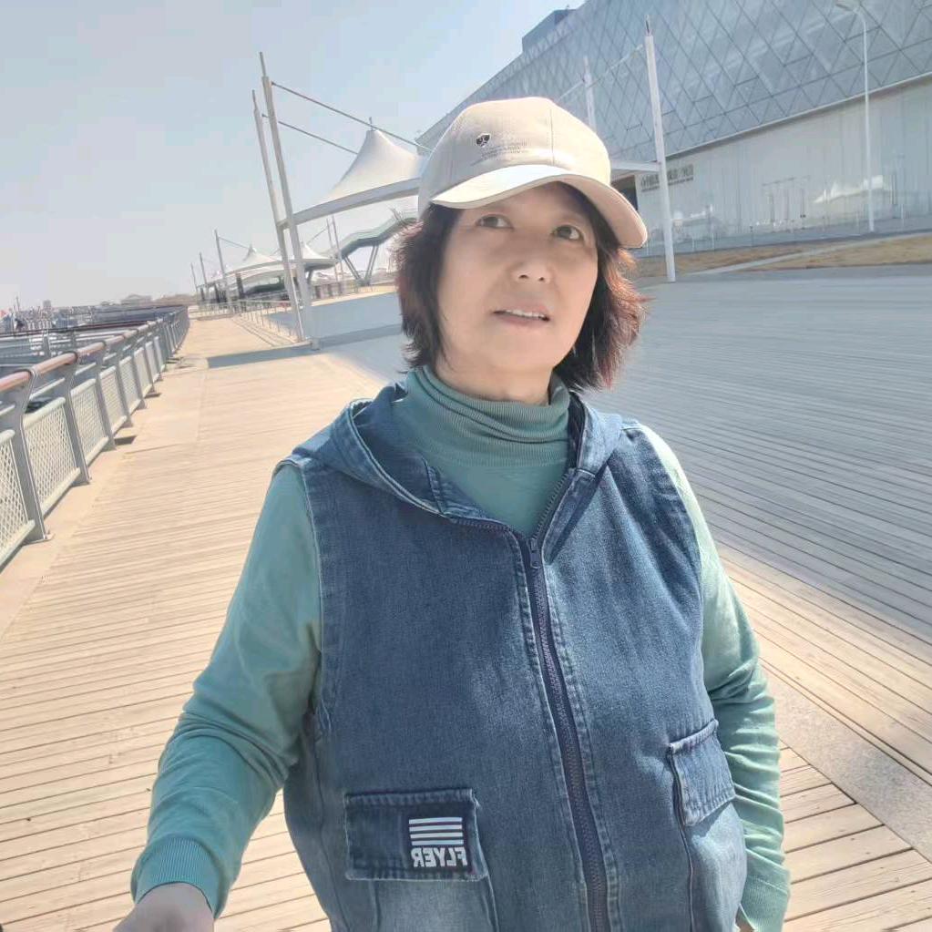 阿丽姐，直播随心情。