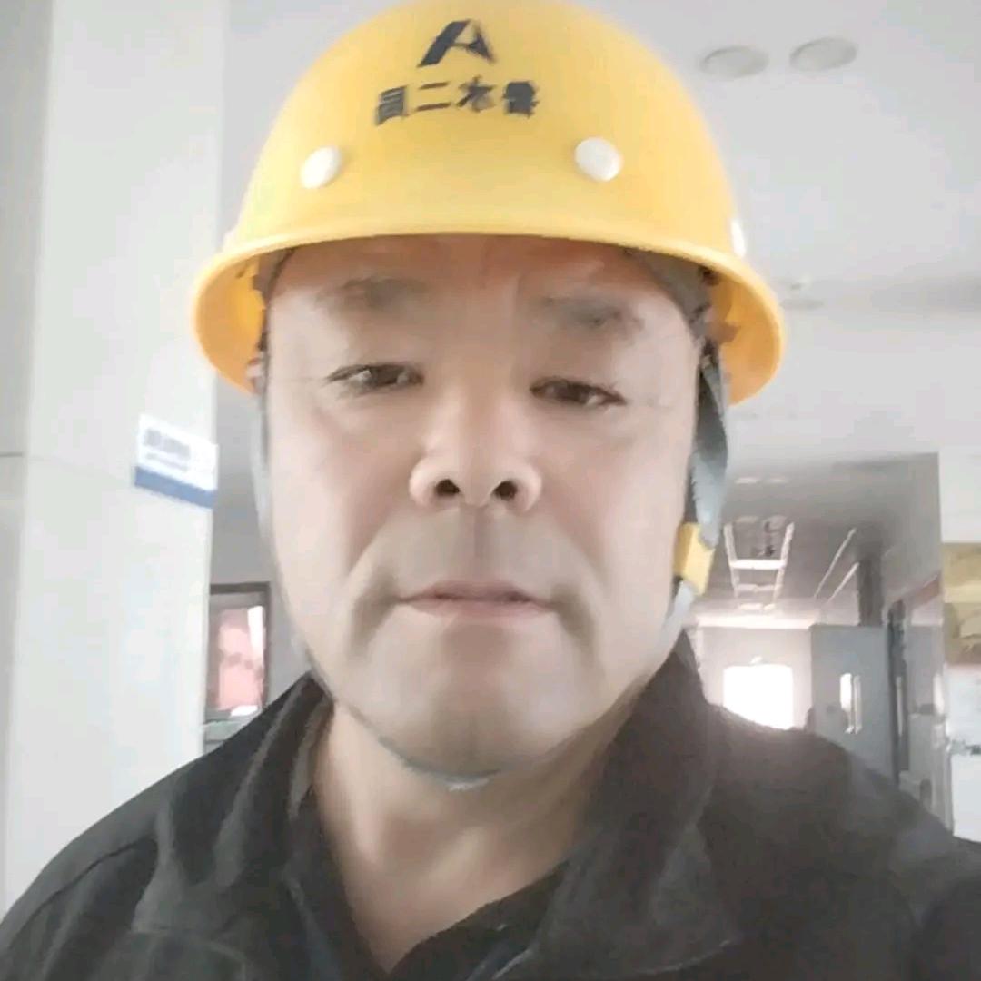 老孟六轮出租，