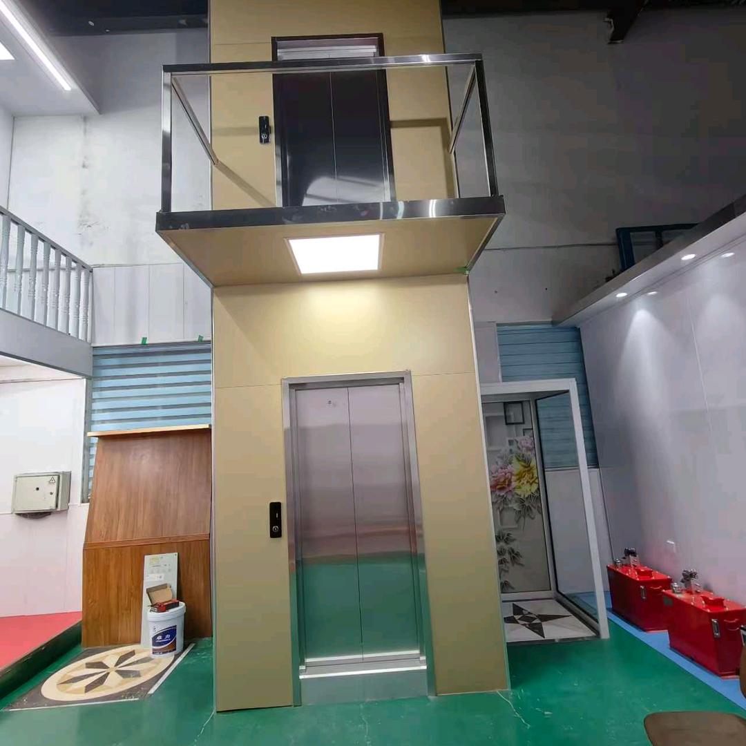 家用电梯