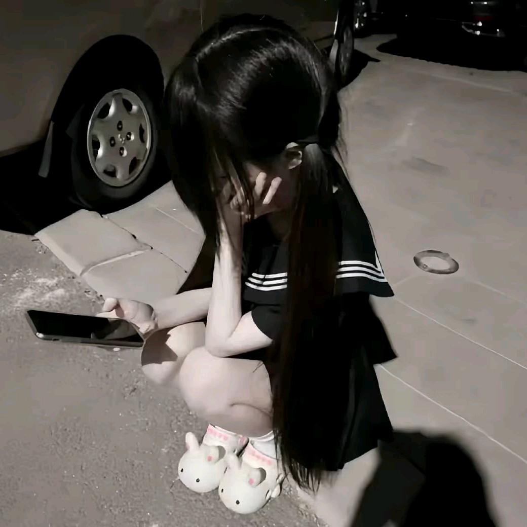 痛彻心扉头像