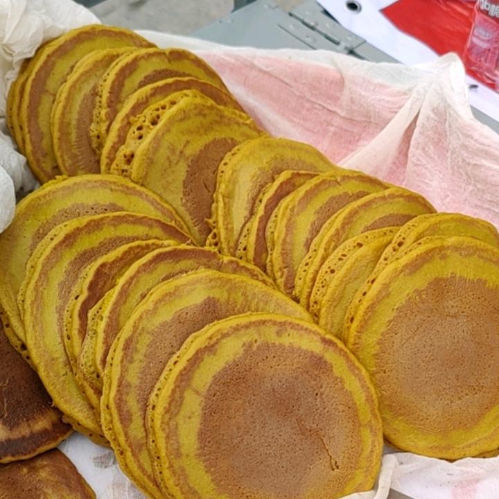 青青（苦荞粑粑）