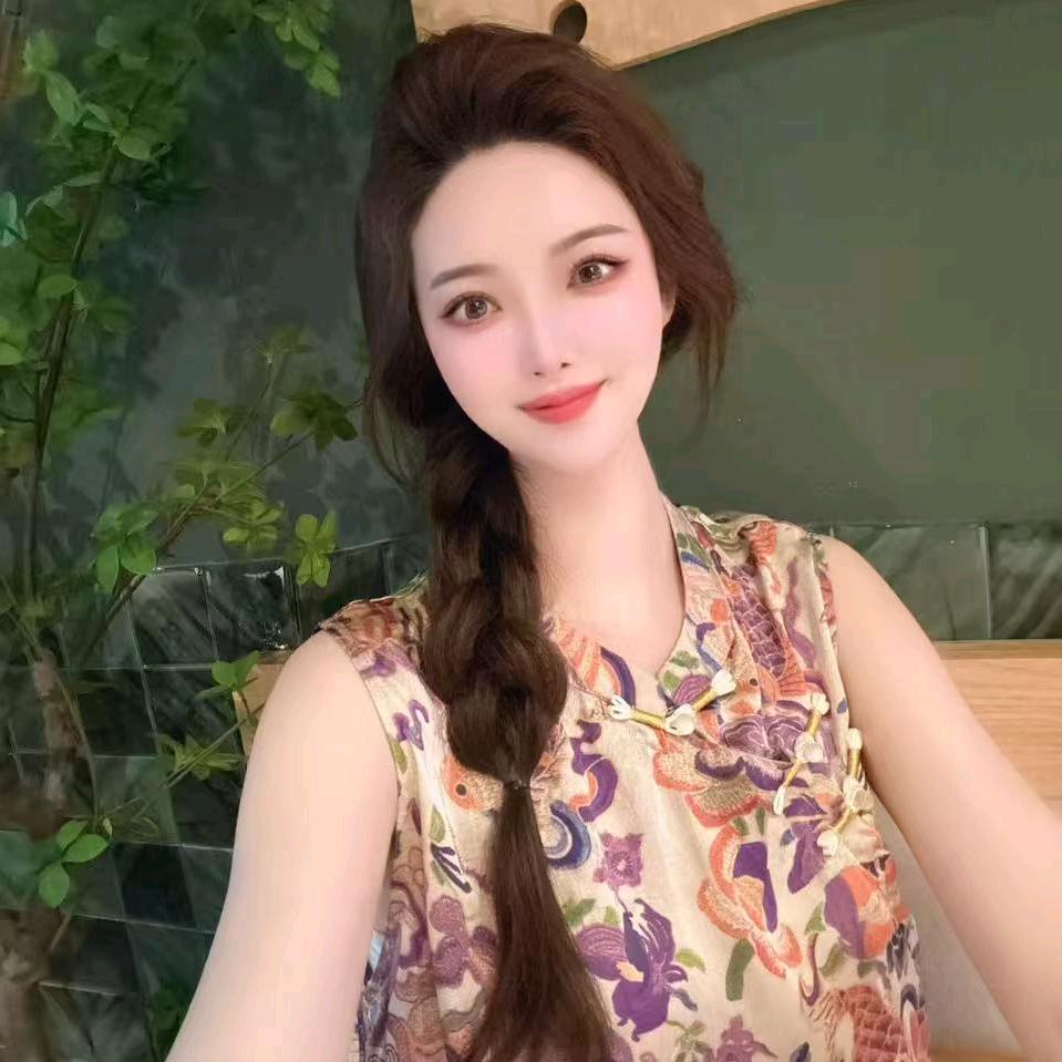 深圳南油彩虹原创女装