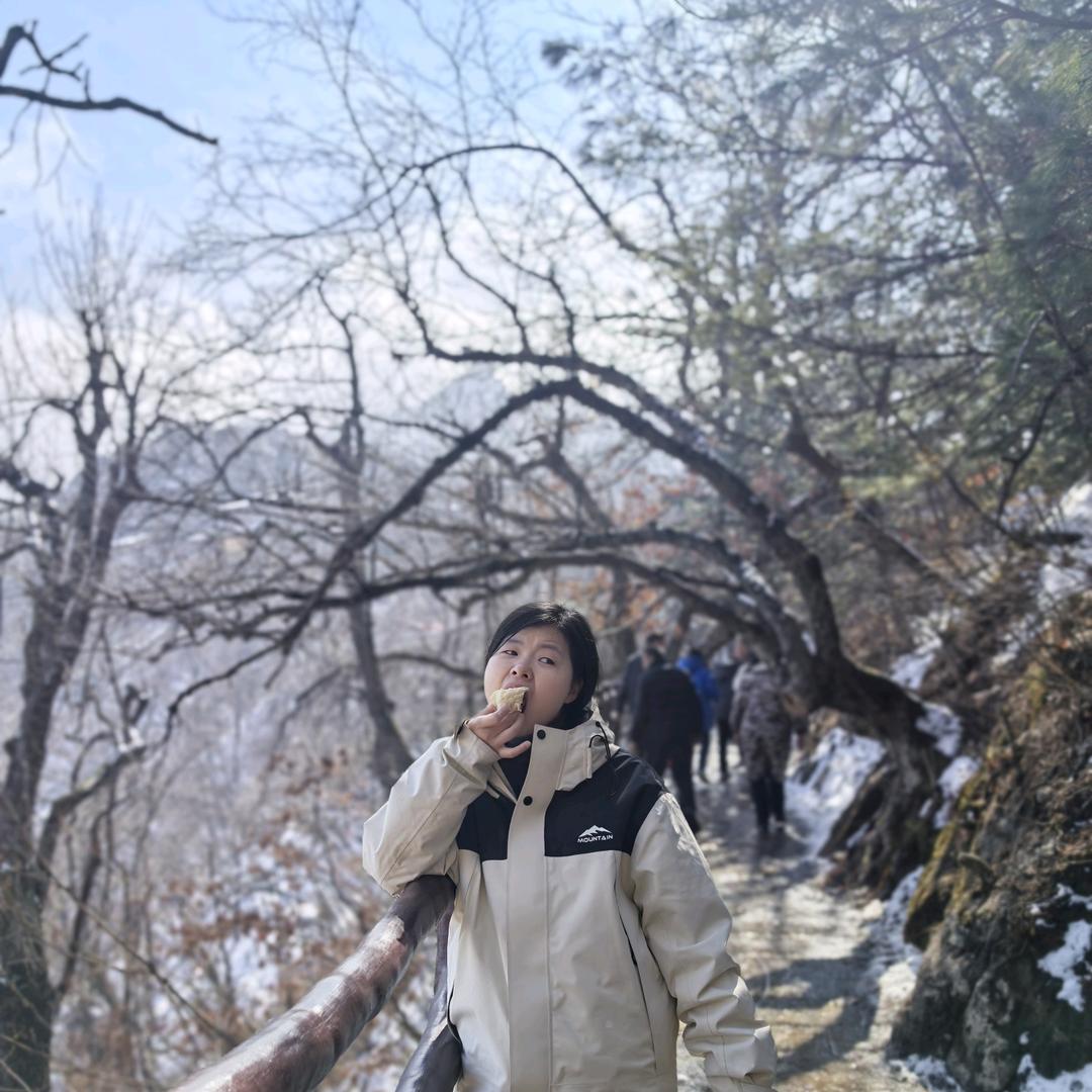 @嗯