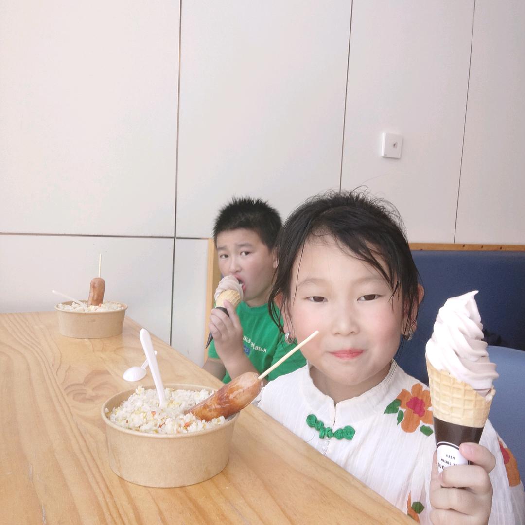 爱生活的小张