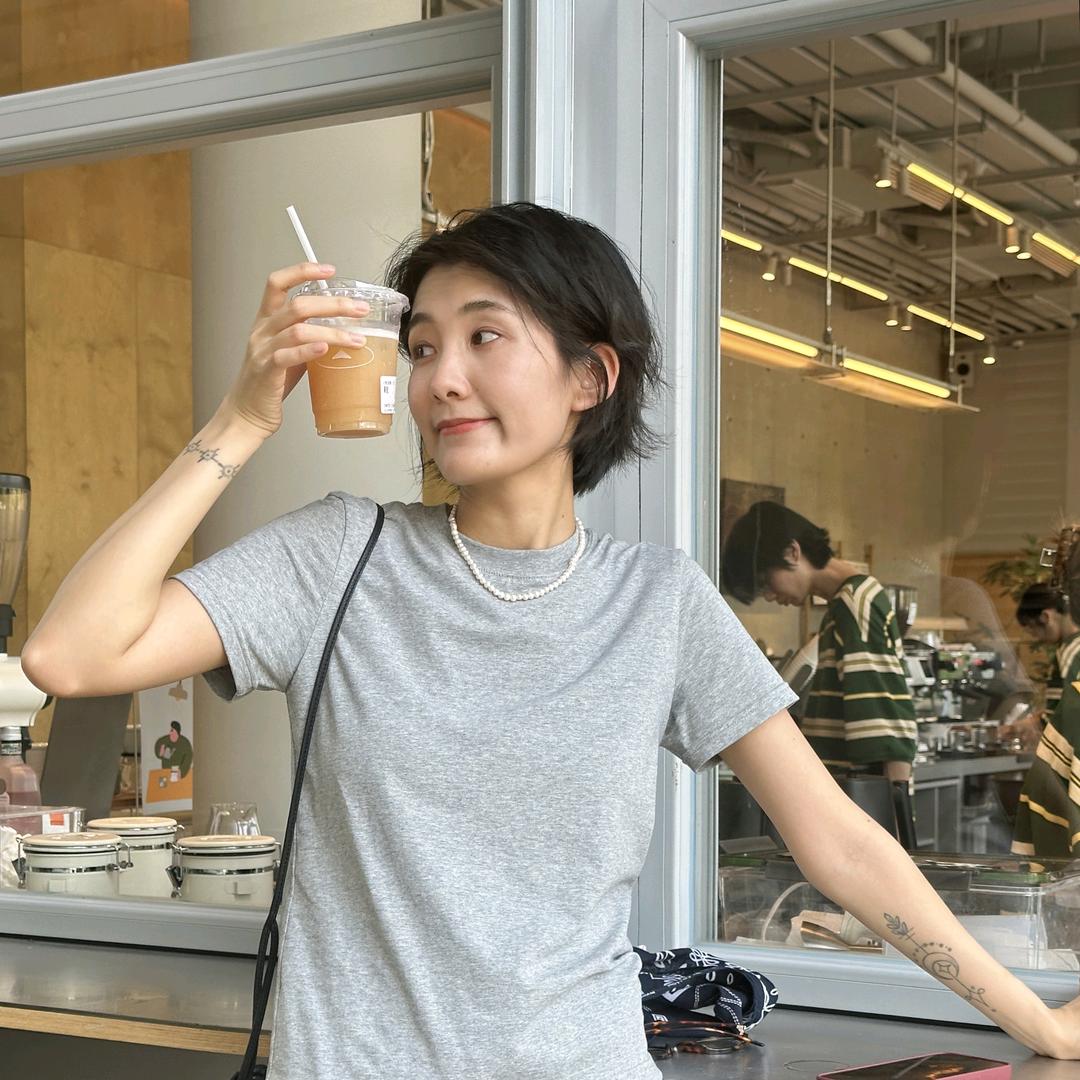 浪清女装定制穿搭分享