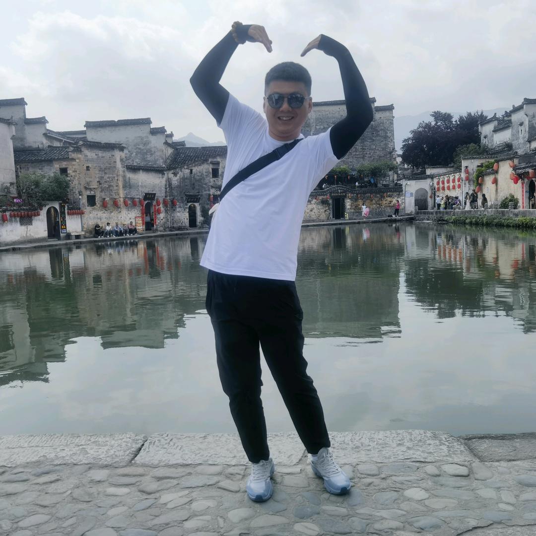 木子李的李琦