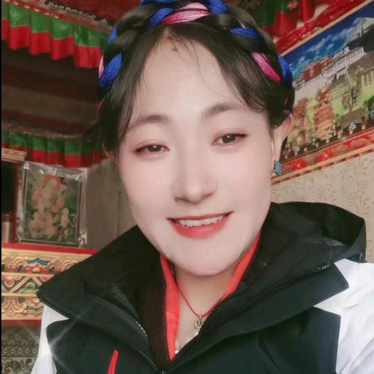 坚强的雪莲花。