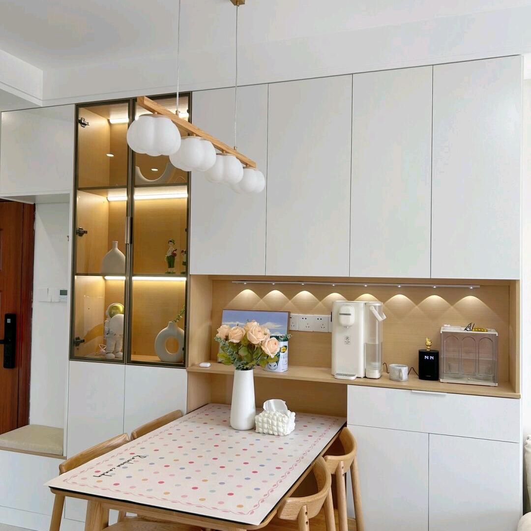 人压人下人，人捧人圣人。