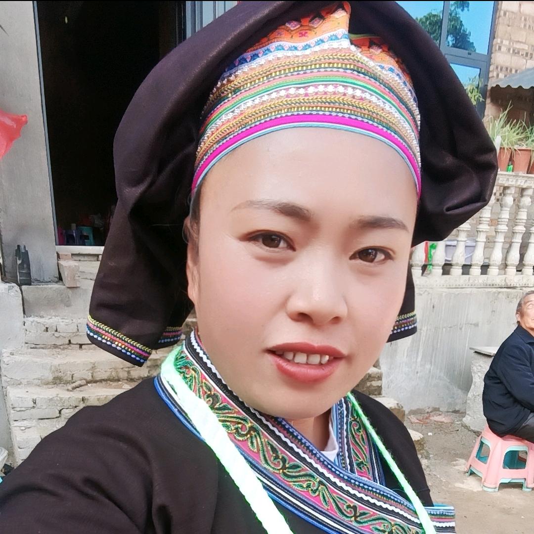余凤”