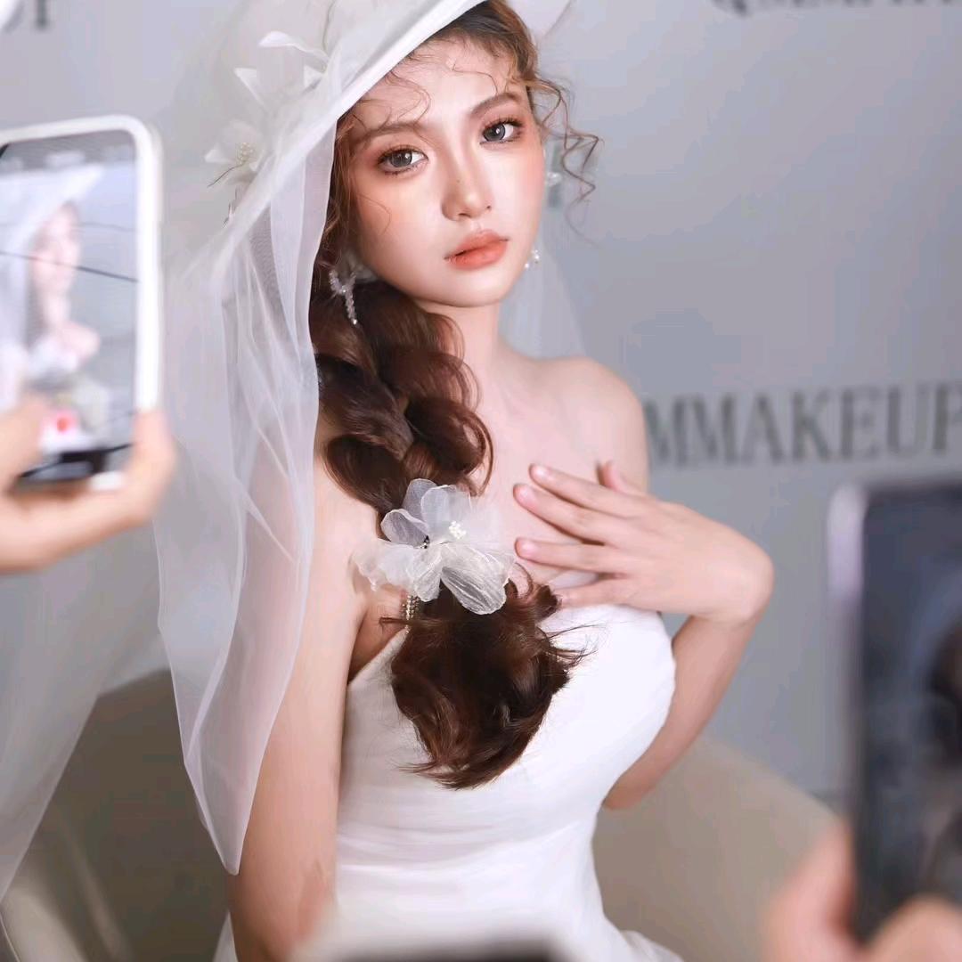 See.u喜又 礼服师温雅