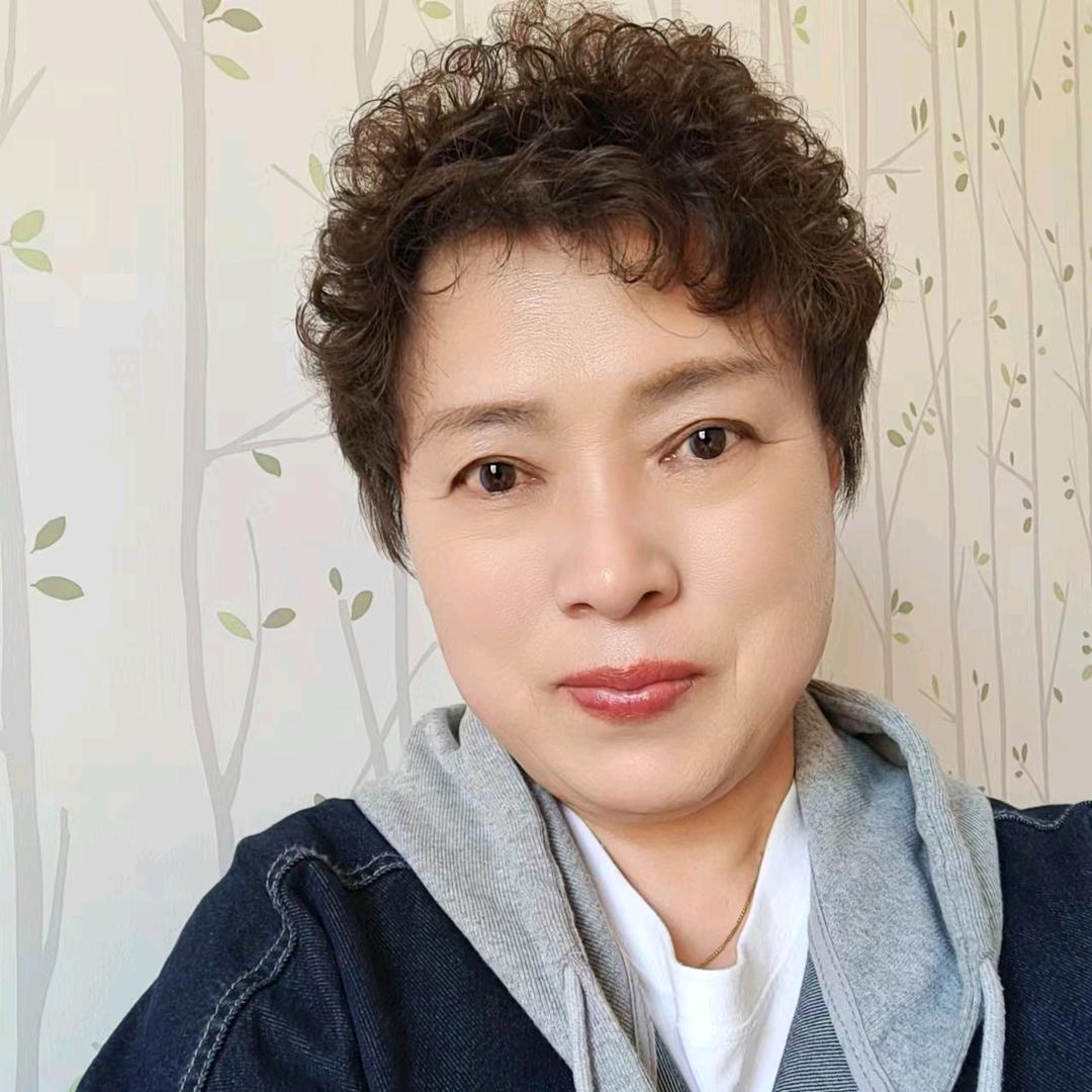 星河姐爱唱歌