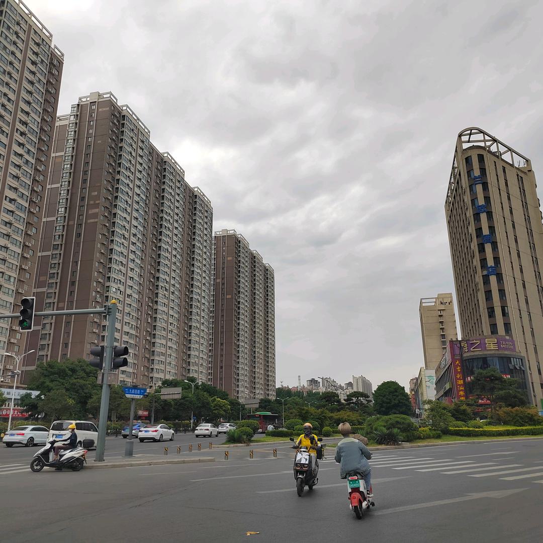 鱼痴醉半生请回关