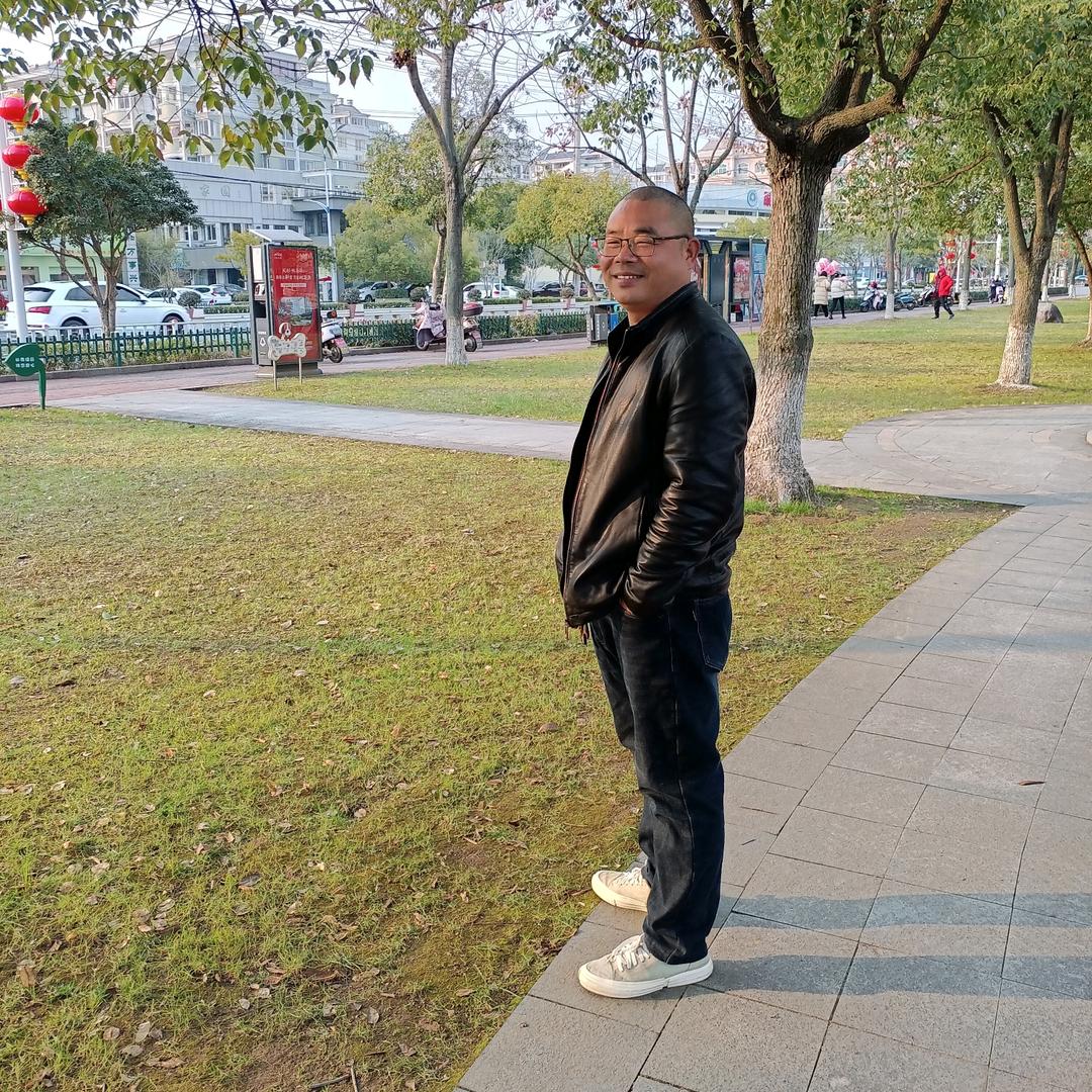 荣华富桂💑刘在身边