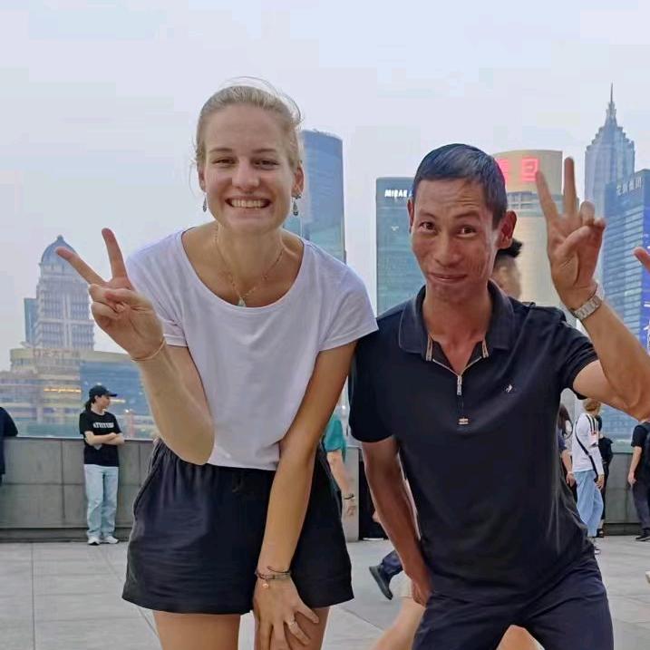 胡小孟