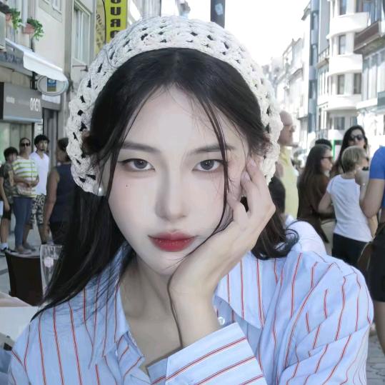 月亮上的垂耳兔