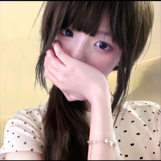 爱吃香菜💤