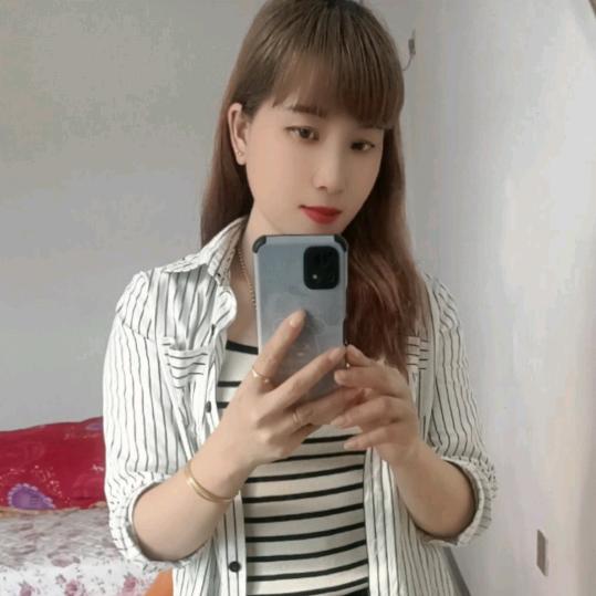 爱笑